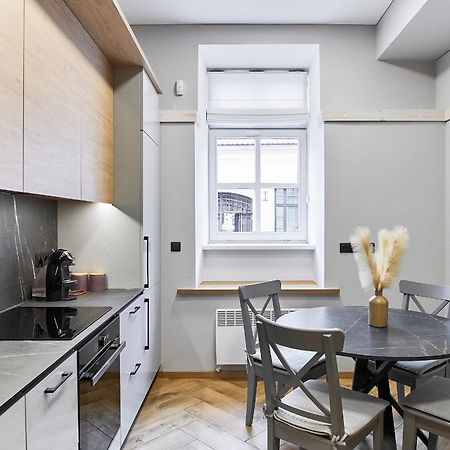Cosy And Authentic Apartment In Vilnius Old Town エクステリア 写真